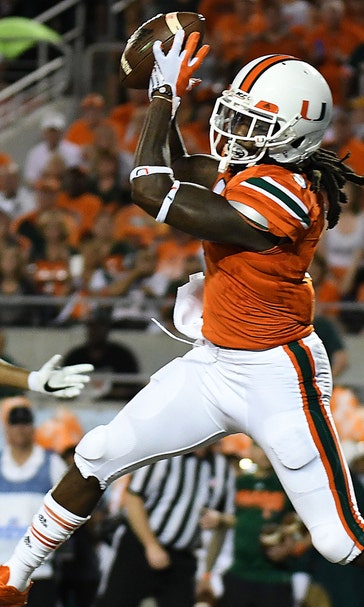 Brad Kaaya's sharp night helps Miami snap bowl losing streak